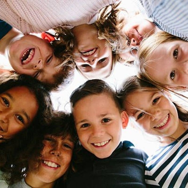 Max, Karlista, Everlien, Luce en Walter.