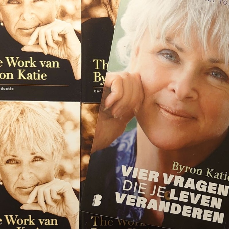 Marianne L. van der Meer